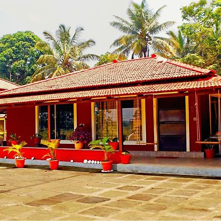 Cs County Resort Sakleshpur Esterno foto