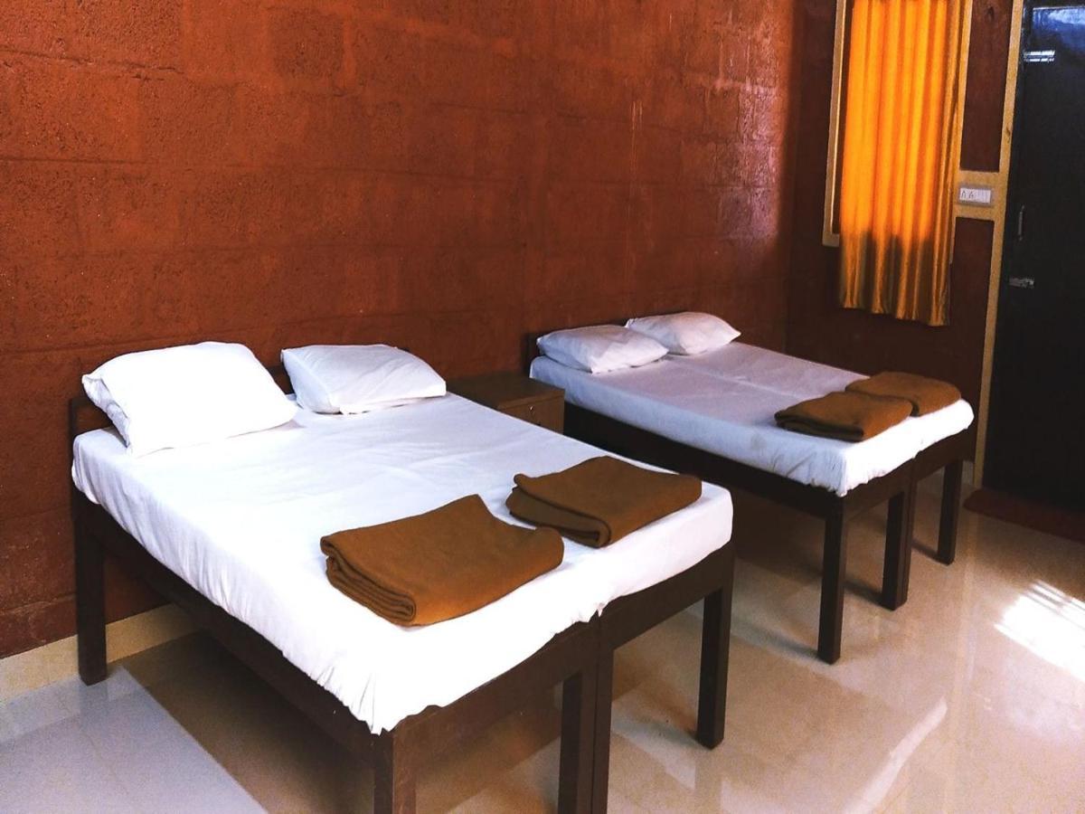 Cs County Resort Sakleshpur Esterno foto