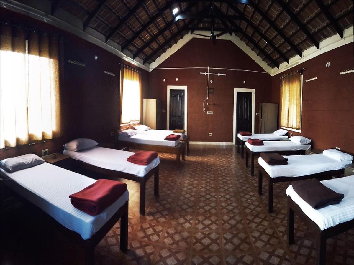 Cs County Resort Sakleshpur Esterno foto