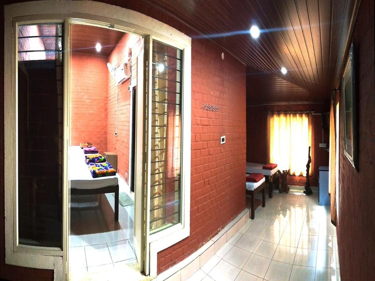 Cs County Resort Sakleshpur Esterno foto