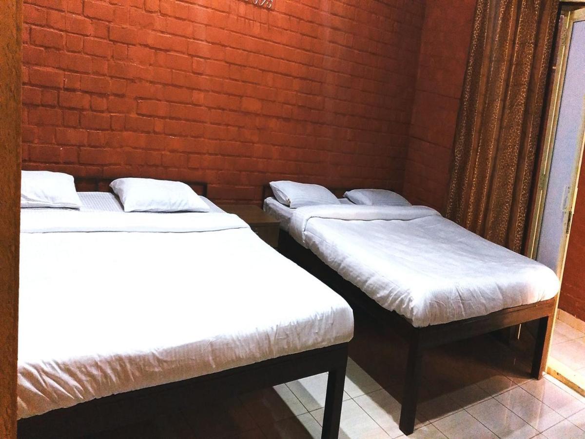 Cs County Resort Sakleshpur Esterno foto