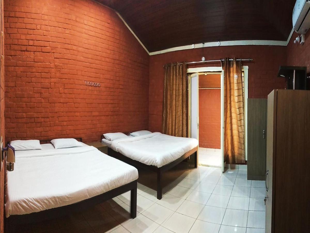 Cs County Resort Sakleshpur Esterno foto