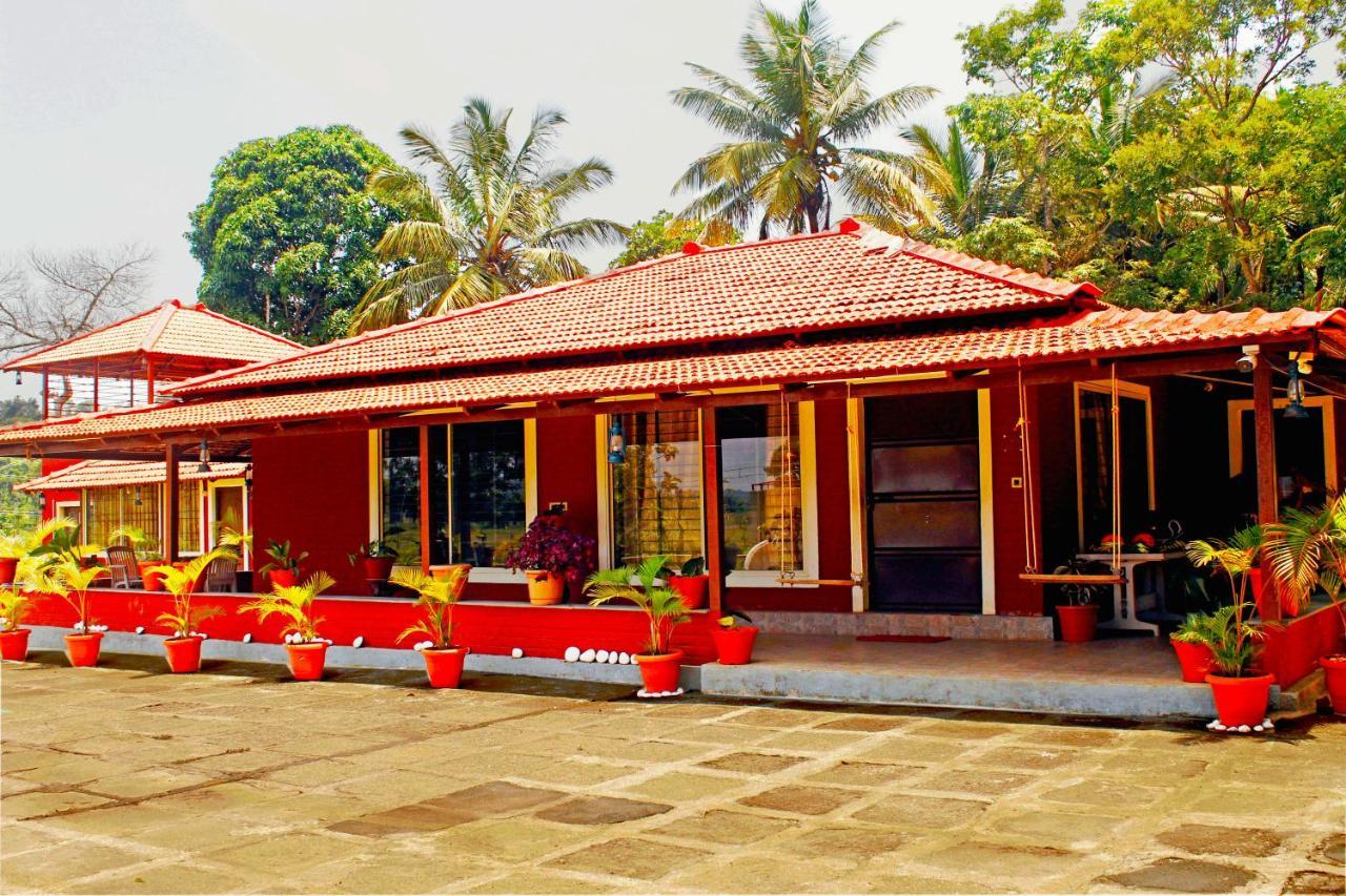 Cs County Resort Sakleshpur Esterno foto