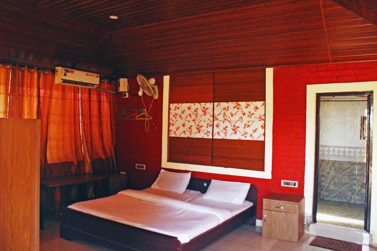 Cs County Resort Sakleshpur Esterno foto