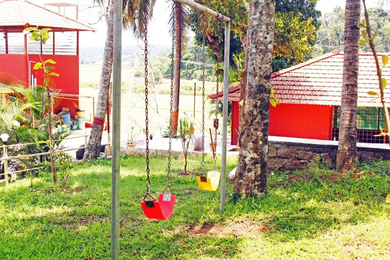 Cs County Resort Sakleshpur Esterno foto