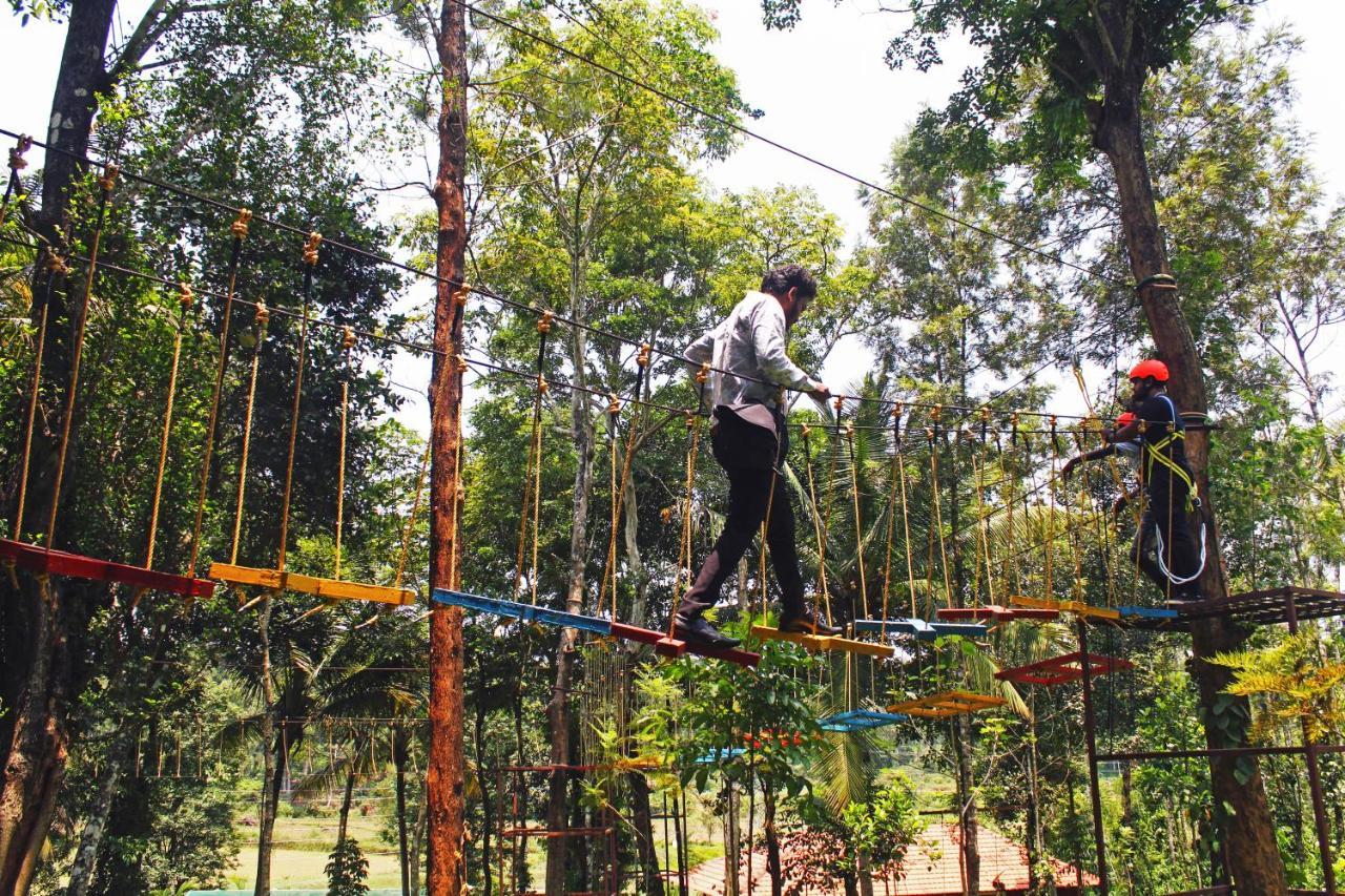 Cs County Resort Sakleshpur Esterno foto