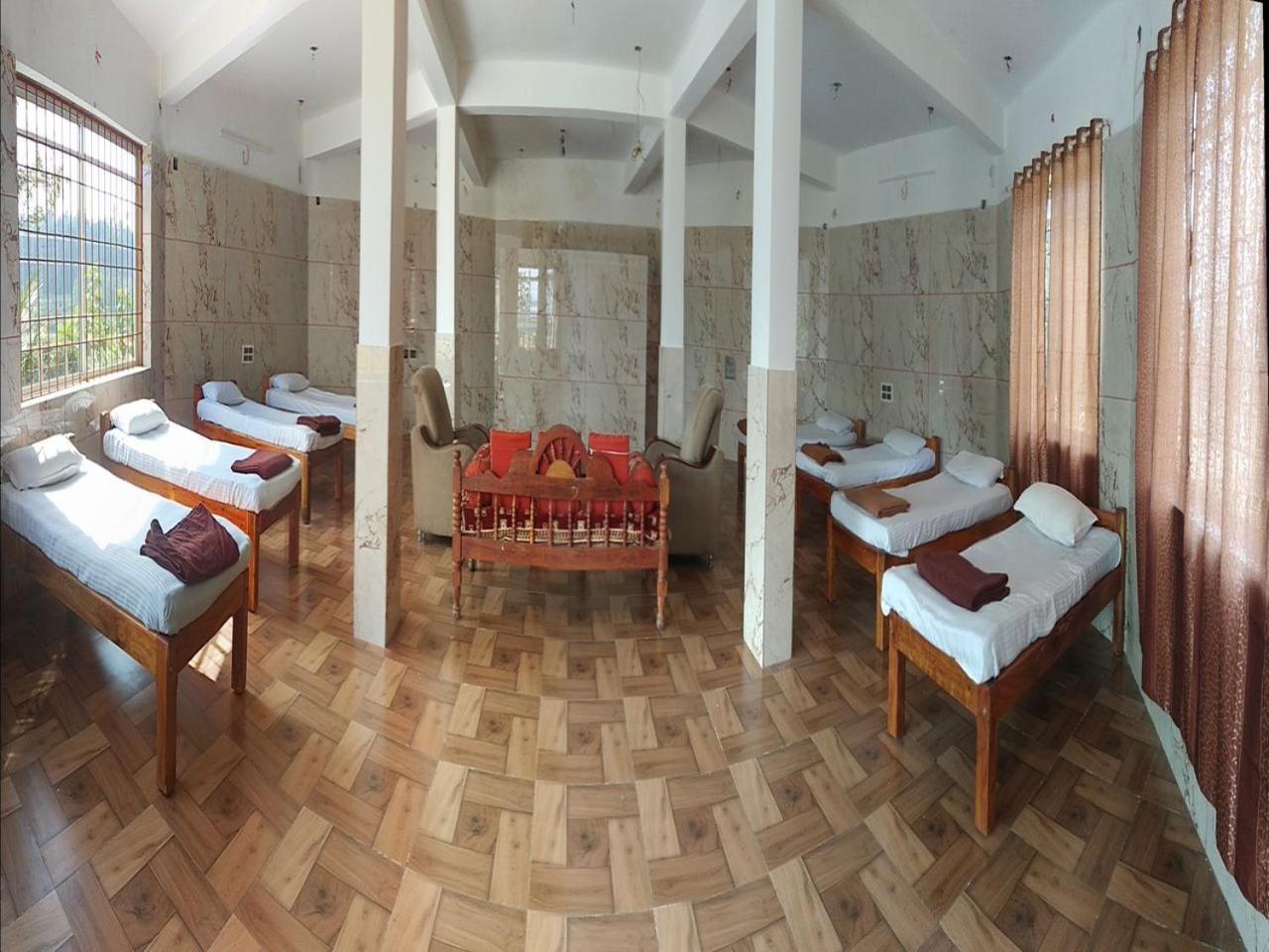 Cs County Resort Sakleshpur Esterno foto
